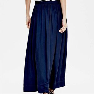 Banana Republic Skirt Navy Chiffon Maxi Skirt Size 2